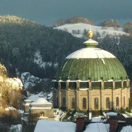 Ferienhaus-becker-schmidt سانت بلاسين